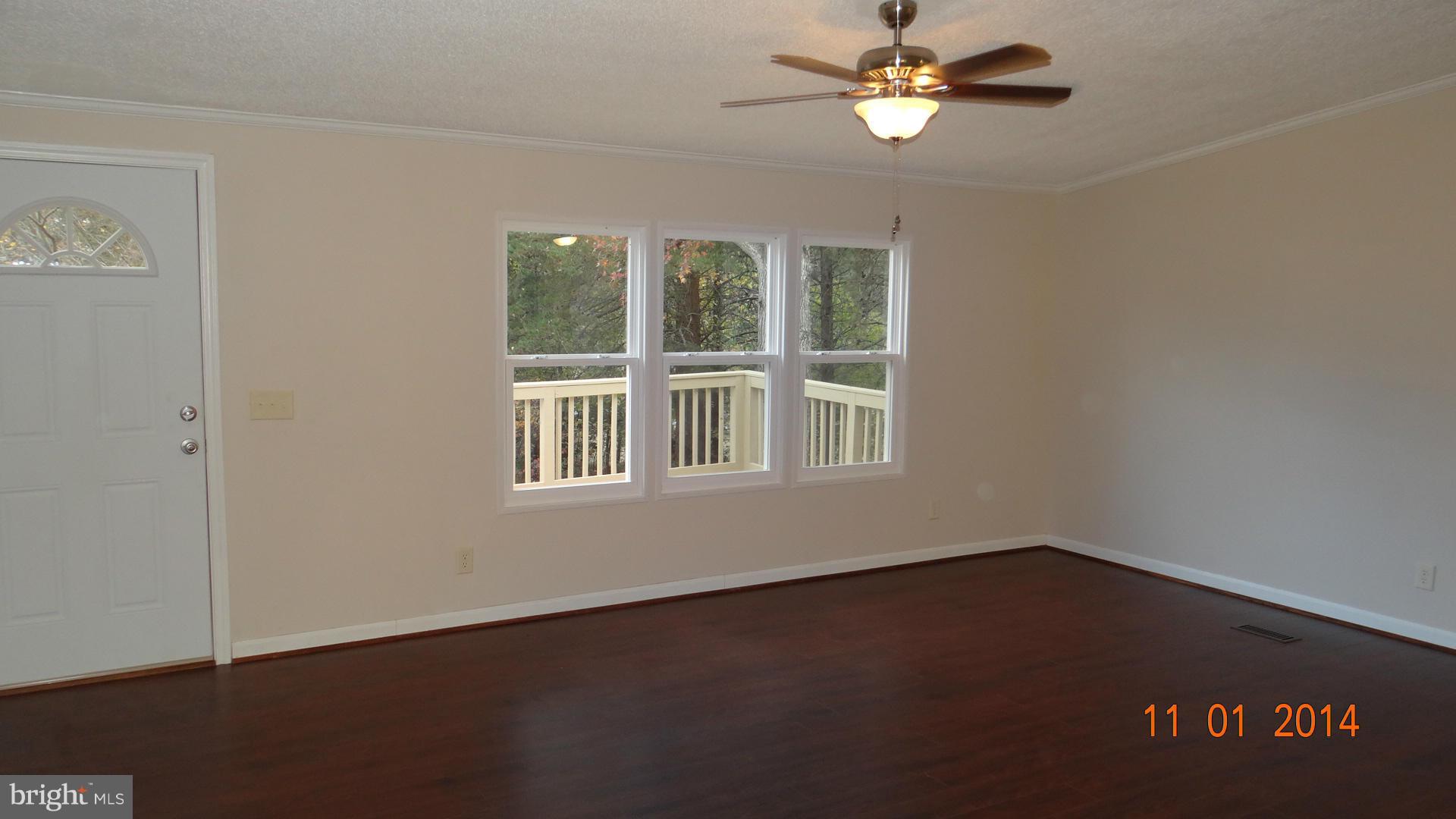 9711 Edenton Road Partlow, VA 22534 - Photo 9 of 30 Living Room