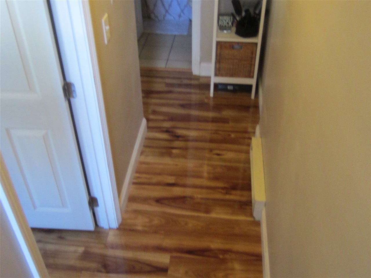 901 Mammoth Road, Unit 6 Manchester, NH 03104 - Photo 11 of 19