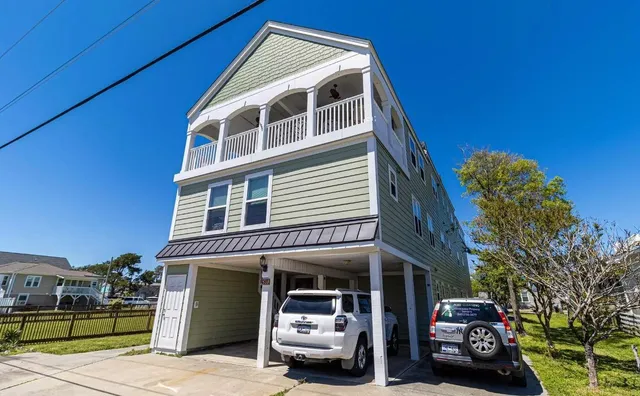 $1,149,000 | 1511 Holly Drive, North Myrtle Beach, SC 29582