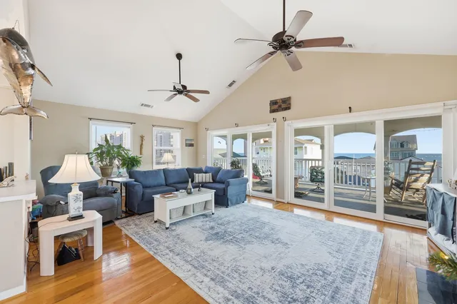 $1,139,000 | 1511 Holly Drive, North Myrtle Beach, SC 29582