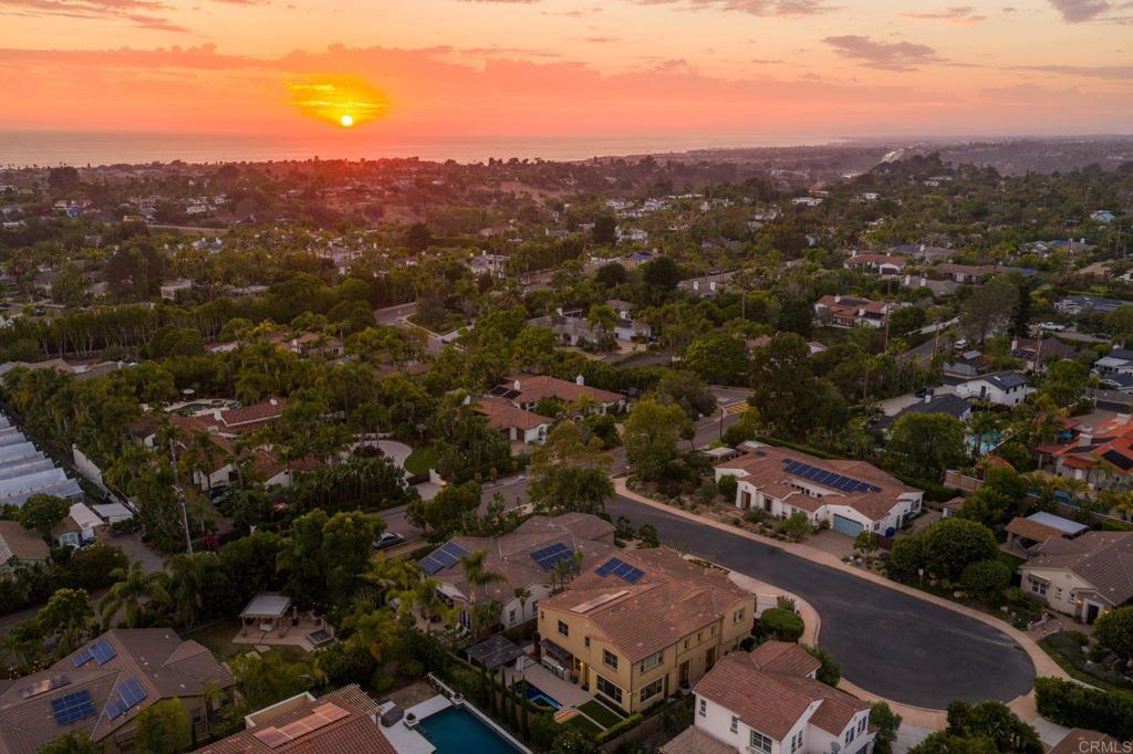 809 Dolphin Circle Encinitas, CA 92024 - Photo 9 of 72 Aerial View