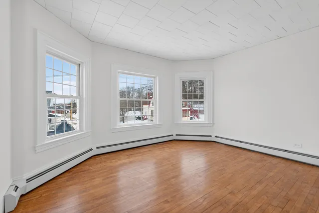 $275,000 | 9 Brooks Street, Augusta, ME 04330