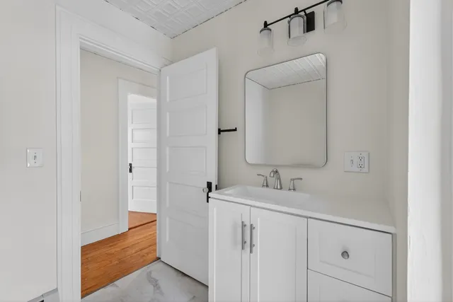 $275,000 | 9 Brooks Street, Augusta, ME 04330