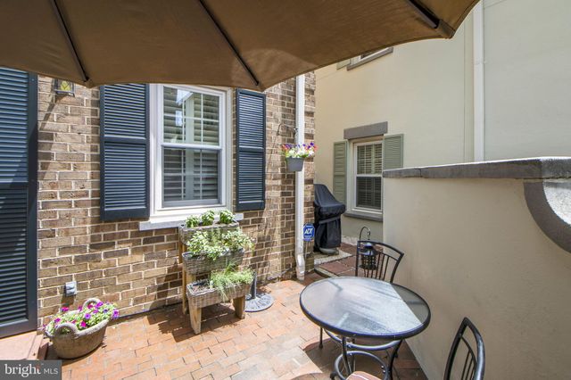 $900,000 | 1008 North Royal Street, Alexandria, VA 22314