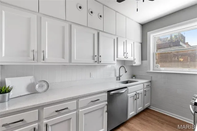 $217,500 | 625 South Skinker Boulevard, Unit 202, St. Louis, MO 63105