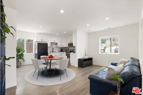 $699,000 | 10648 Franlie Drive, Sunland, CA 91040