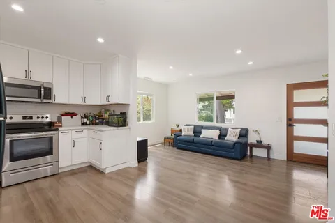 $699,000 | 10648 Franlie Drive, Sunland, CA 91040