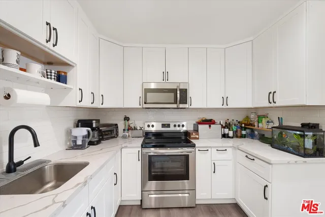 $699,000 | 10648 Franlie Drive, Sunland, CA 91040