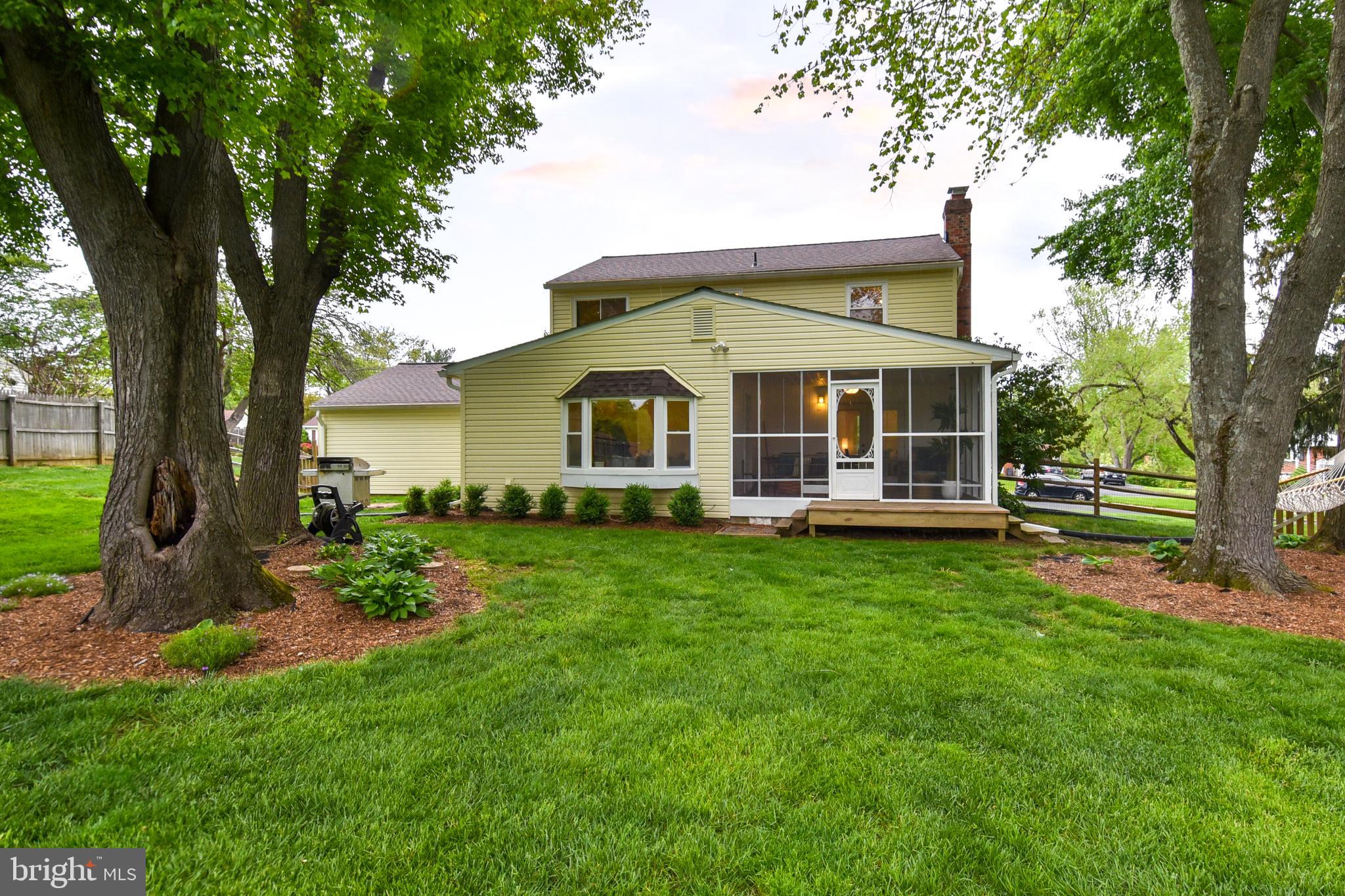 6608 Garrett Road Derwood, MD 20855 - Photo 36 of 38 Spacious half acre lot on cul de sac