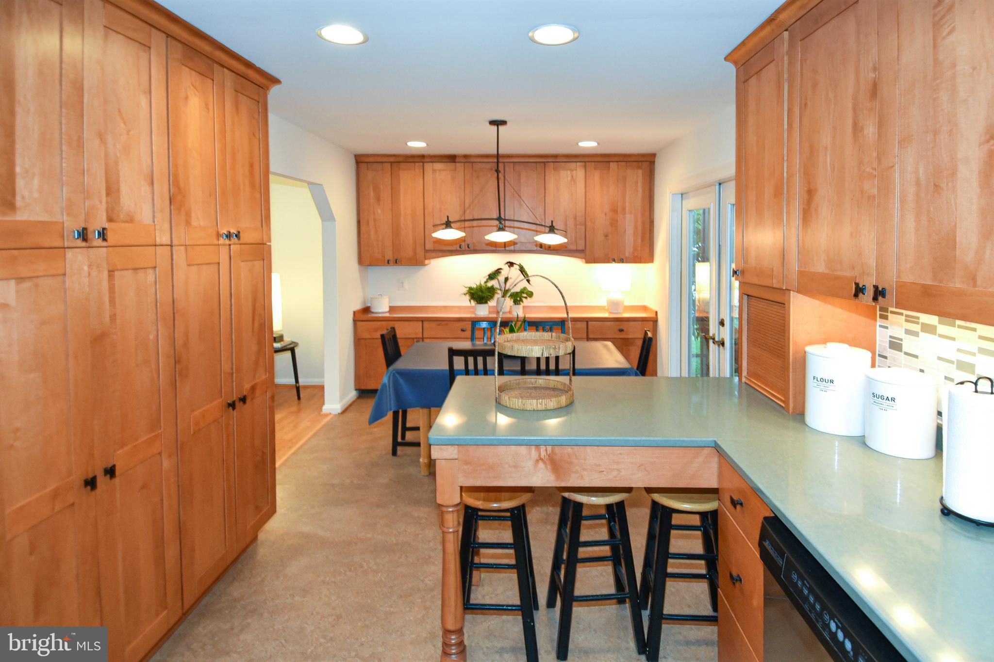 6608 Garrett Road Derwood, MD 20855 - Photo 9 of 38 Gallery Image 9