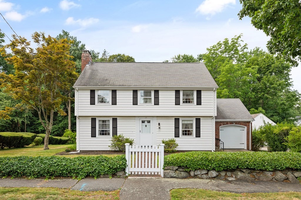 17 Webster Road Milton, MA 02186 - Photo 1 of 27