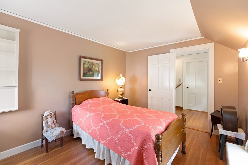 17 Webster Road Milton, MA 02186 - Photo 20 of 27