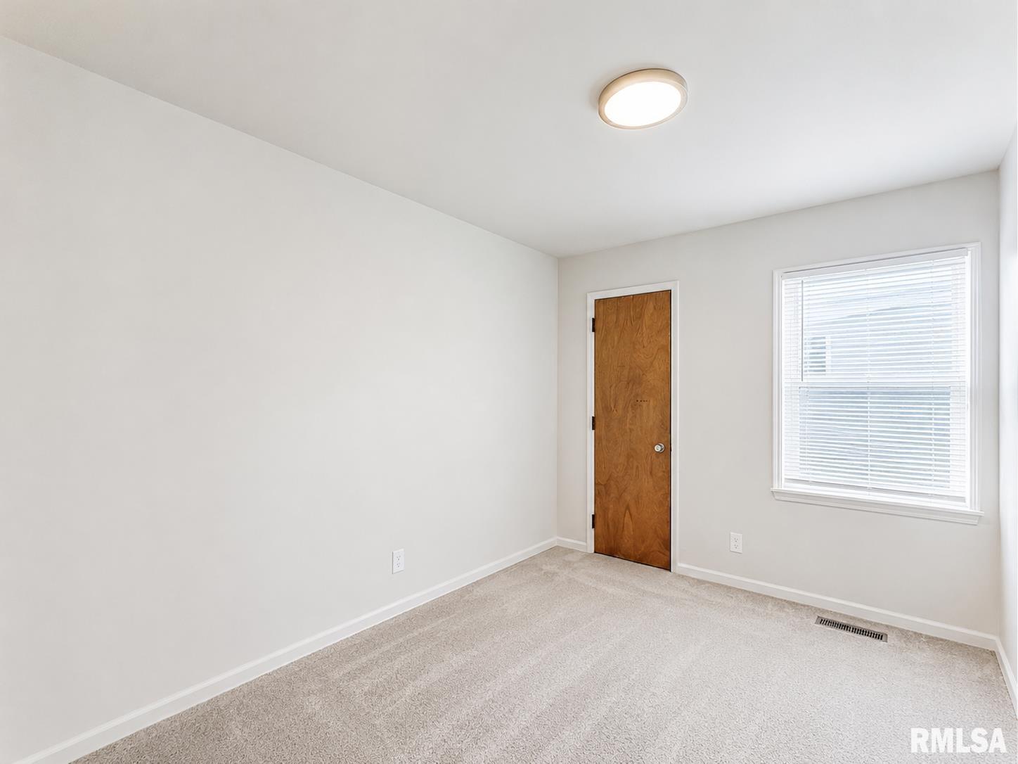 623 West Shoshone Road Peoria, IL 61614 - Photo 17 of 26