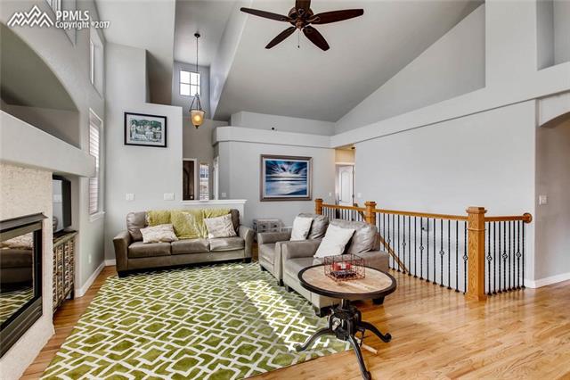 15833 Maple Hill Road Monument, CO 80132 - Photo 9 of 28 Gallery Image 9