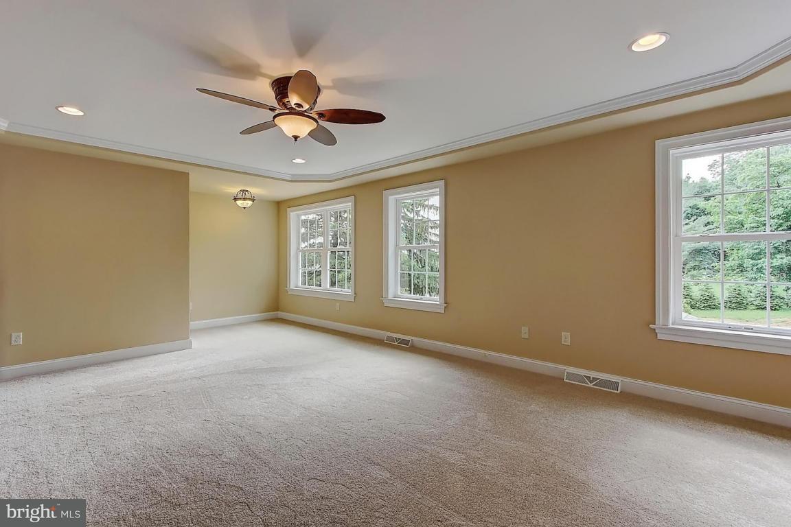 2230.5 Raleigh Drive Lancaster, PA 17601 - Photo 18 of 36 Gallery Image 18