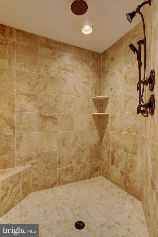 2230.5 Raleigh Drive Lancaster, PA 17601 - Photo 22 of 36 Gallery Image 22
