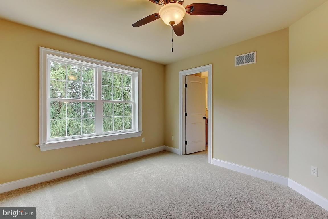 2230.5 Raleigh Drive Lancaster, PA 17601 - Photo 27 of 36 Gallery Image 27