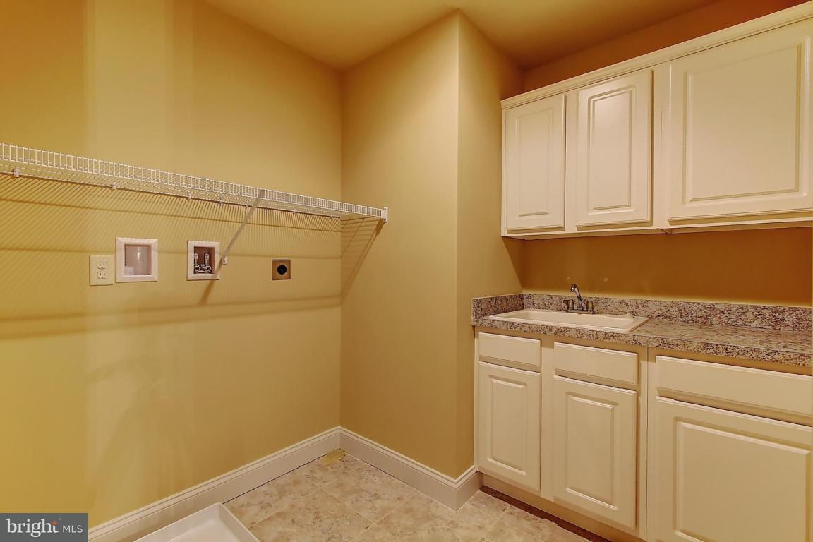 2230.5 Raleigh Drive Lancaster, PA 17601 - Photo 32 of 36 Gallery Image 32