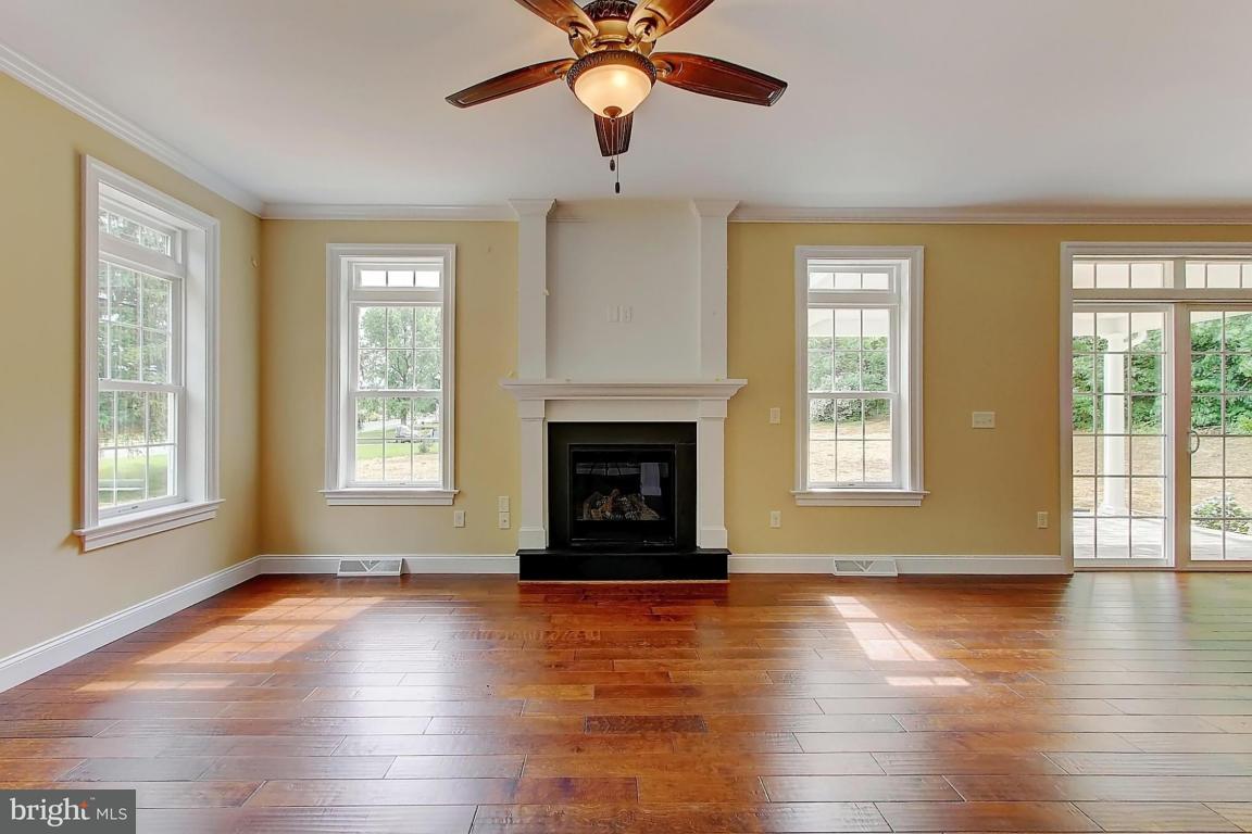 2230.5 Raleigh Drive Lancaster, PA 17601 - Photo 9 of 36 Gallery Image 9