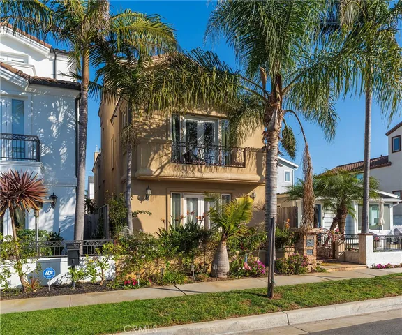 $7,500 | 1118 California Street, Huntington Beach, CA 92648