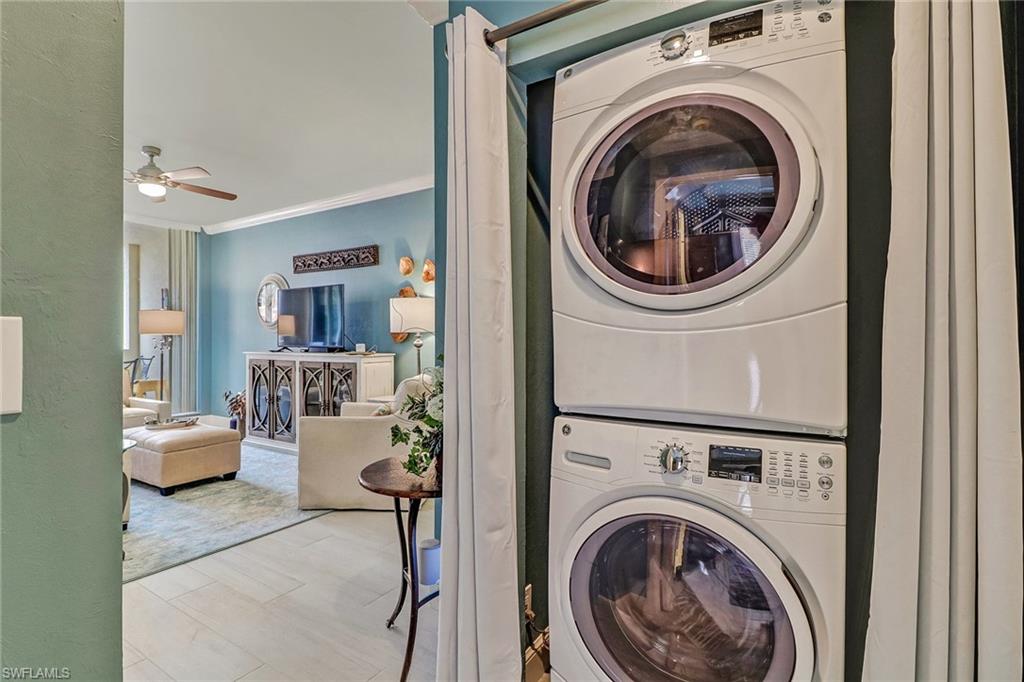 401 Bayfront Place, Unit 3208 Naples, FL 34102 - Photo 14 of 22 a view of living room and washer and dryer