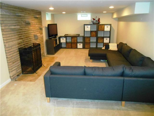 2668 Welsford Road Columbus, OH 43221 - Photo 18 of 24