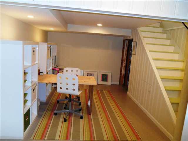 2668 Welsford Road Columbus, OH 43221 - Photo 19 of 24
