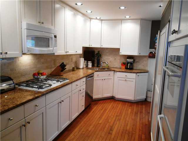 2668 Welsford Road Columbus, OH 43221 - Photo 8 of 24