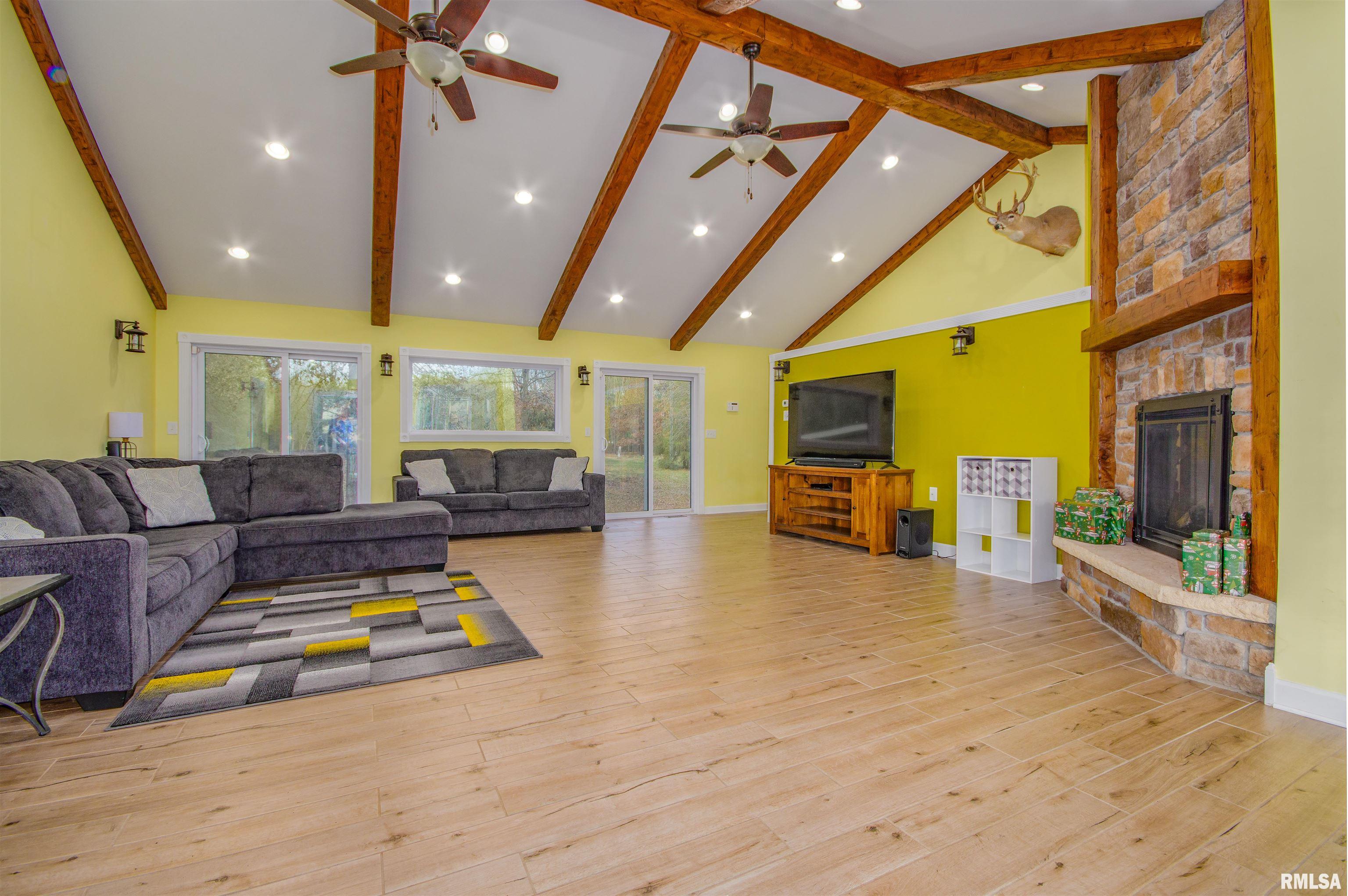 402 A Edgewood Road Salem, IL 62881 - Photo 11 of 42 Gallery Image 11