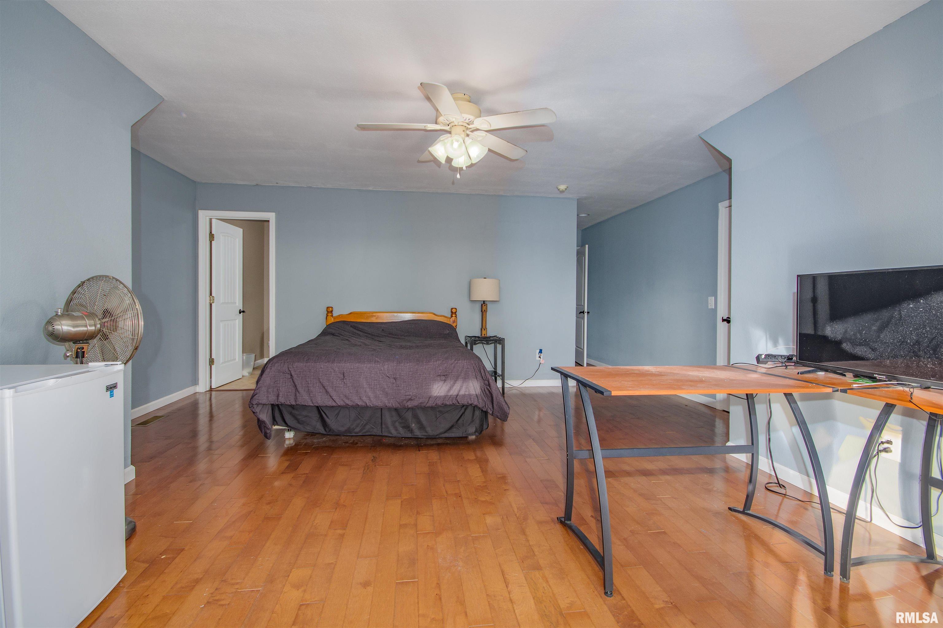 402 A Edgewood Road Salem, IL 62881 - Photo 21 of 42 Gallery Image 21