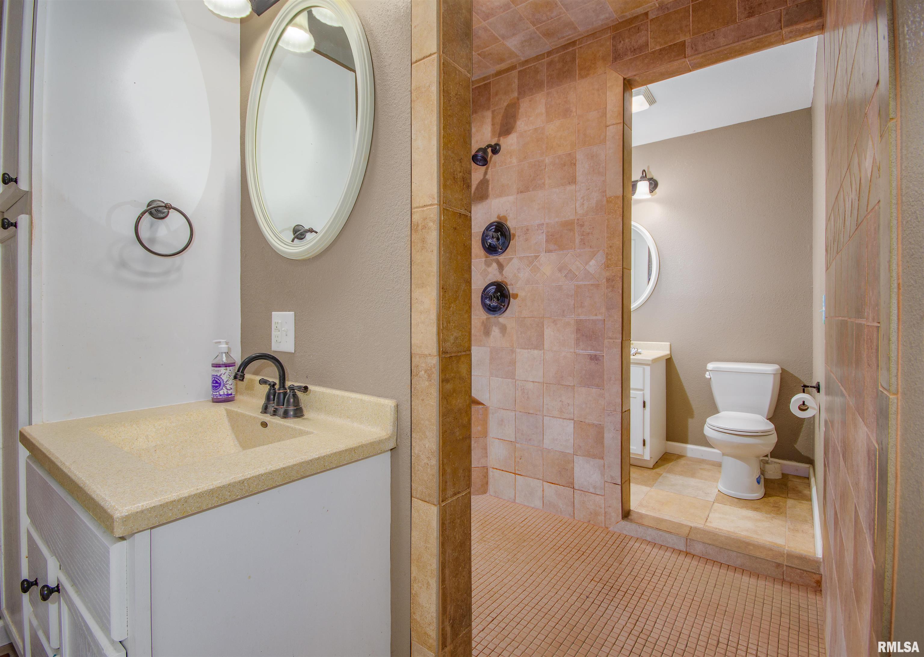 402 A Edgewood Road Salem, IL 62881 - Photo 23 of 42 Gallery Image 23