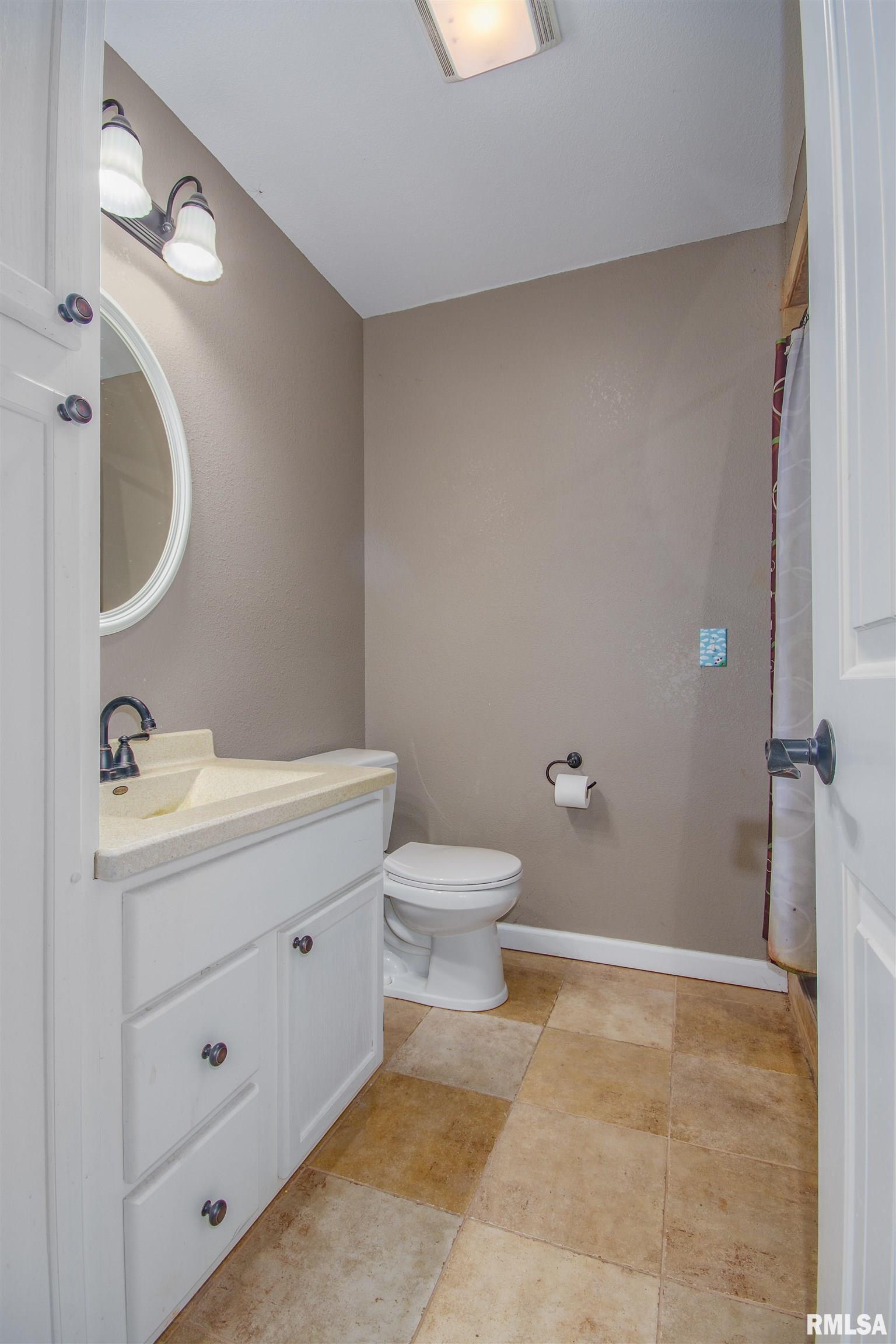 402 A Edgewood Road Salem, IL 62881 - Photo 25 of 42 Gallery Image 25