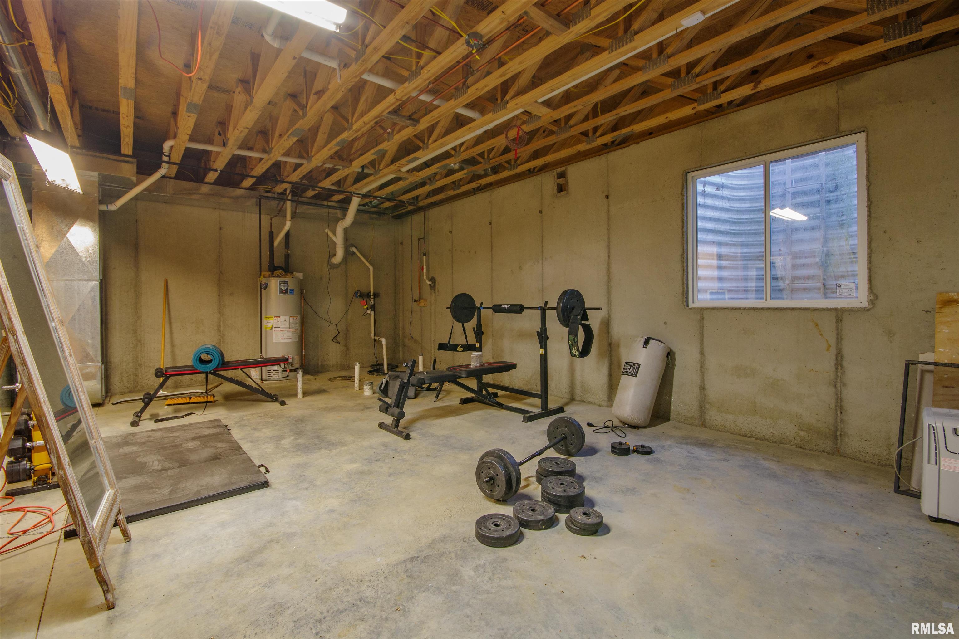 402 A Edgewood Road Salem, IL 62881 - Photo 35 of 42 Gallery Image 35