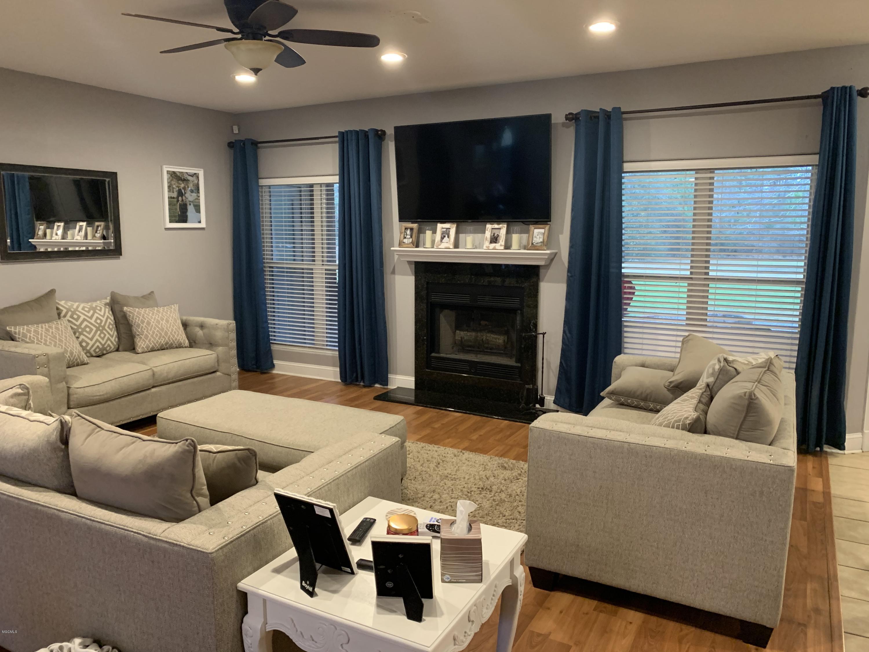 5605 Remington Road Moss Point, MS 39562 - Photo 8 of 26 IMG_1055