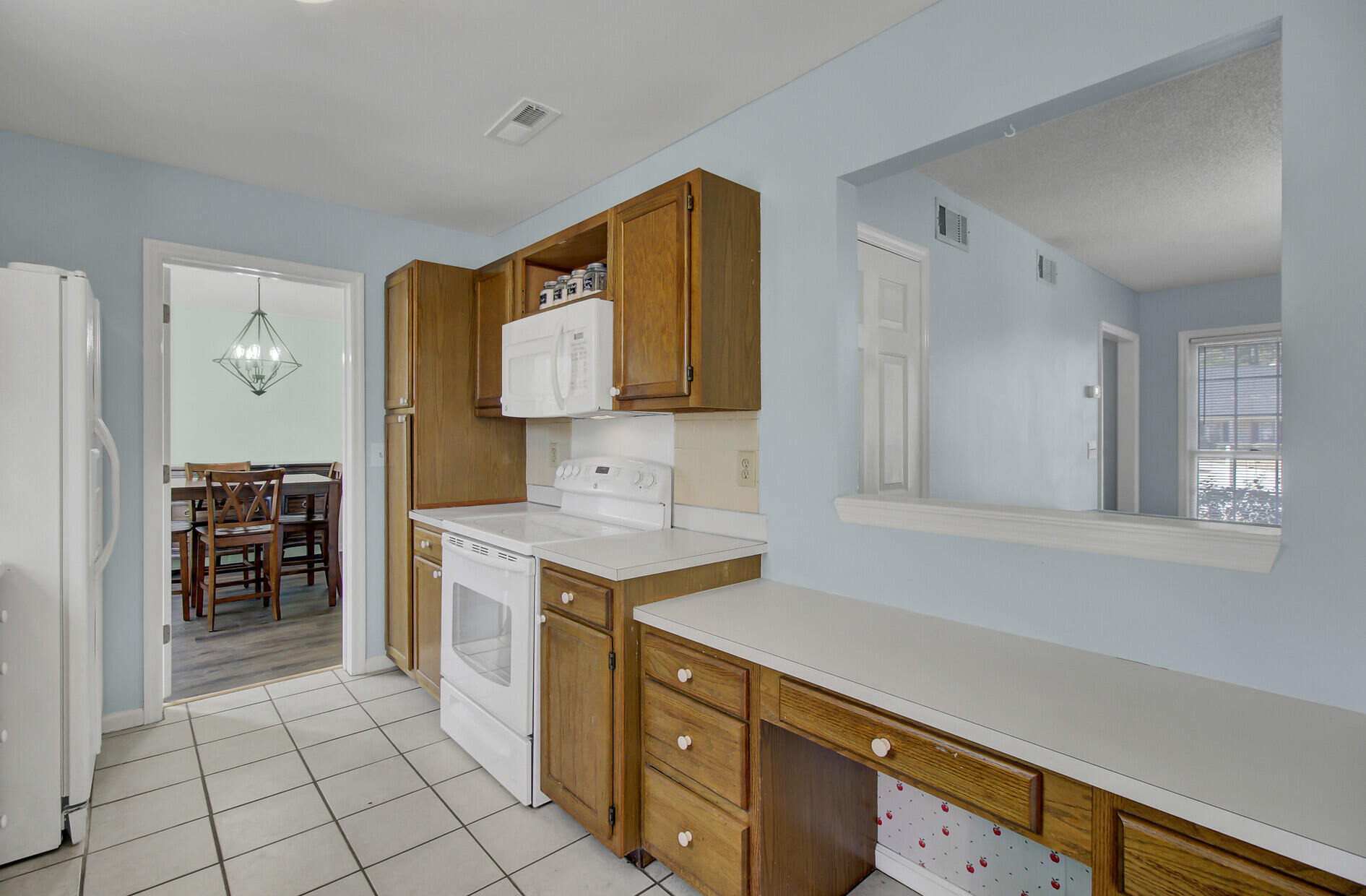 103 Raith Road Summerville, SC 29485 - Photo 12 of 35 13_13_mls