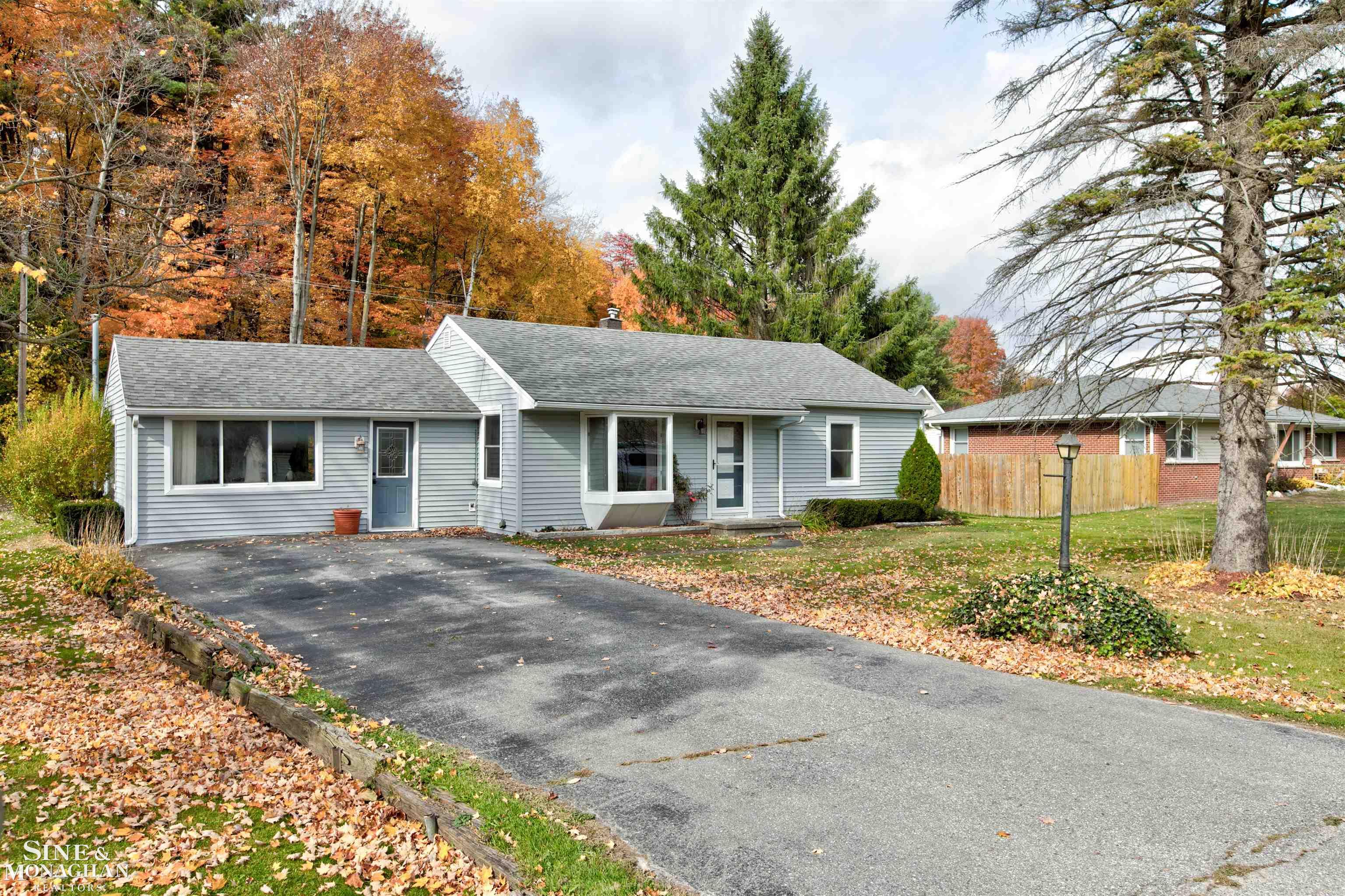 4681 Brott Road North Street, MI 48049 - Photo 3 of 27 50159198-838040ce-53bc-42a8-8cb8-3897b48415cb.JPG