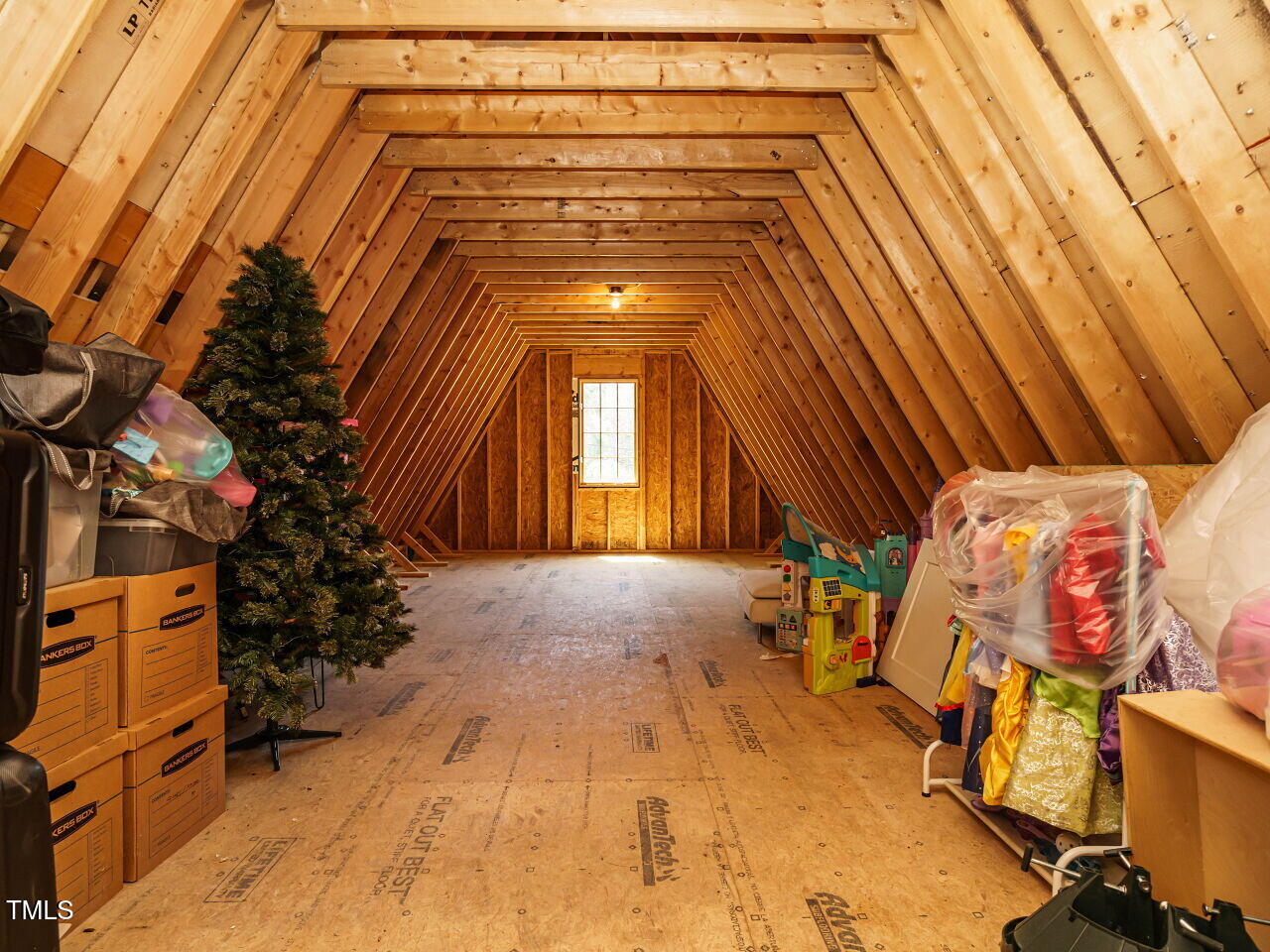 602 Shelley Road Raleigh, NC 27609 - Photo 58 of 64 056-1280x960-walk-in-attic