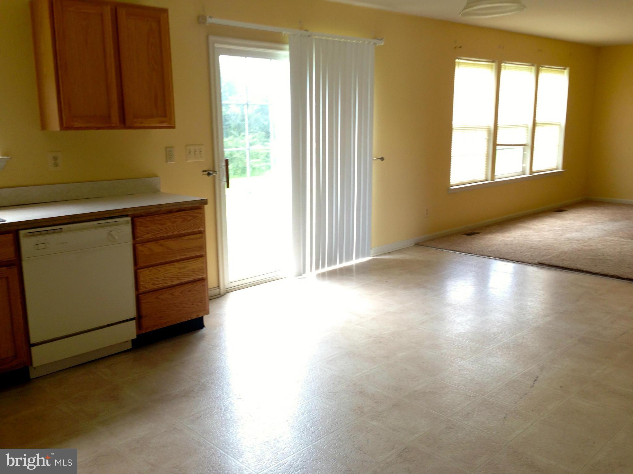 137 Miles Circle Hurlock, MD 21643 - Photo 8 of 19 Family Room
