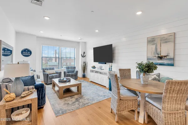 $3,100 | 1801 Highway 35, Unit 4, Belmar, NJ 07719