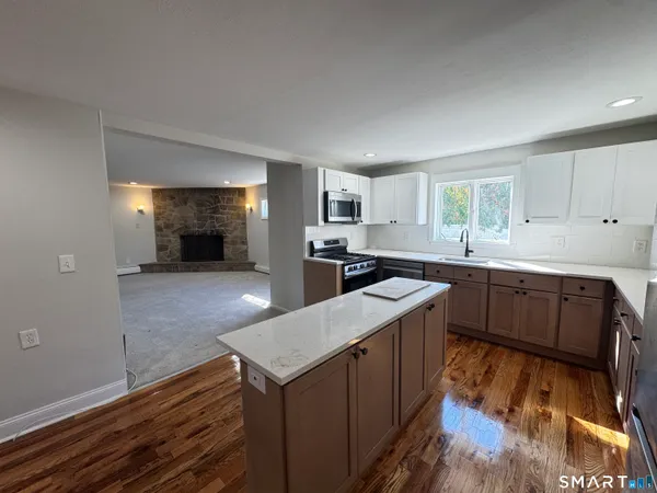 $3,850 | 137 Middletown Avenue, North Haven, CT 06473