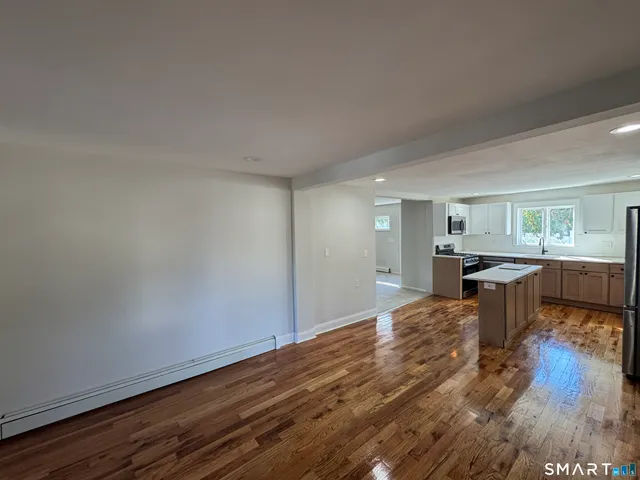 $4,000 | 137 Middletown Avenue, North Haven, CT 06473