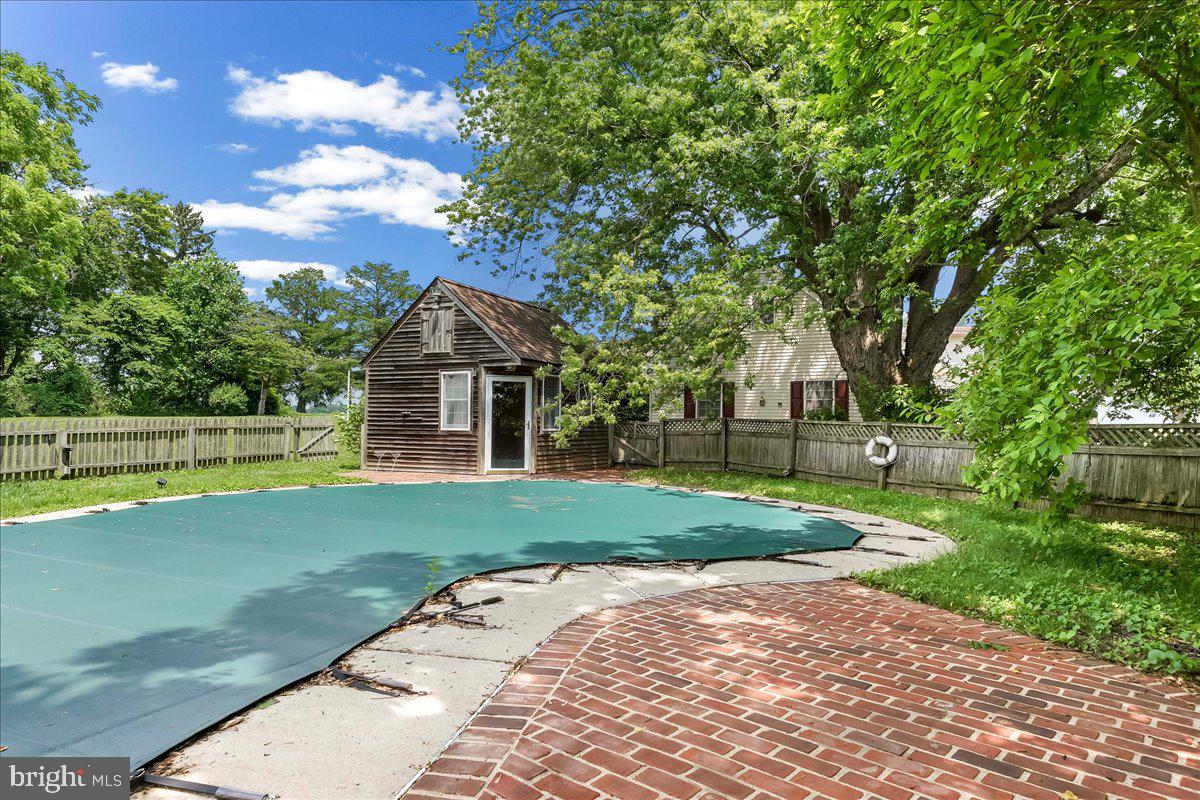 3060 South Manor Road Coatesville, PA 19320 - Photo 45 of 49 Pool with Pool House