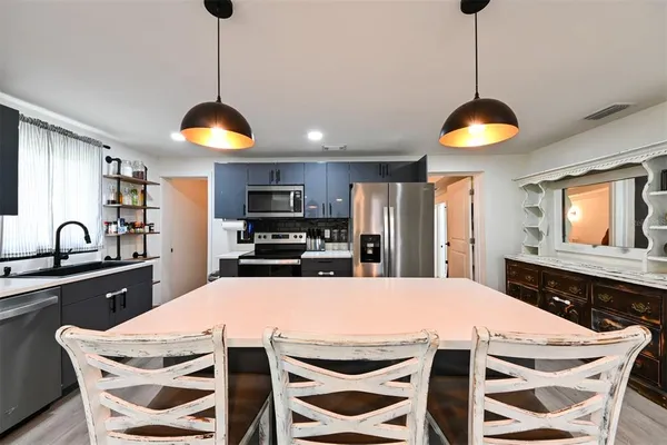 $480,000 | 4114 West Olive Street, Tampa, FL 33616