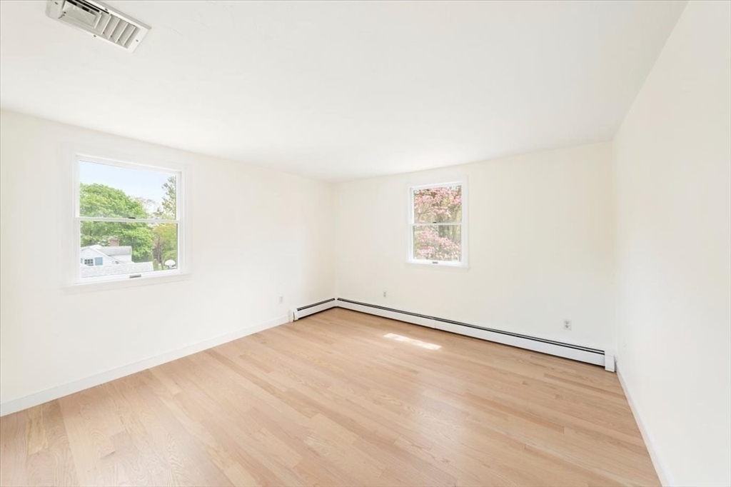 27 Rolling Lane Needham, MA 02492 - Photo 24 of 34