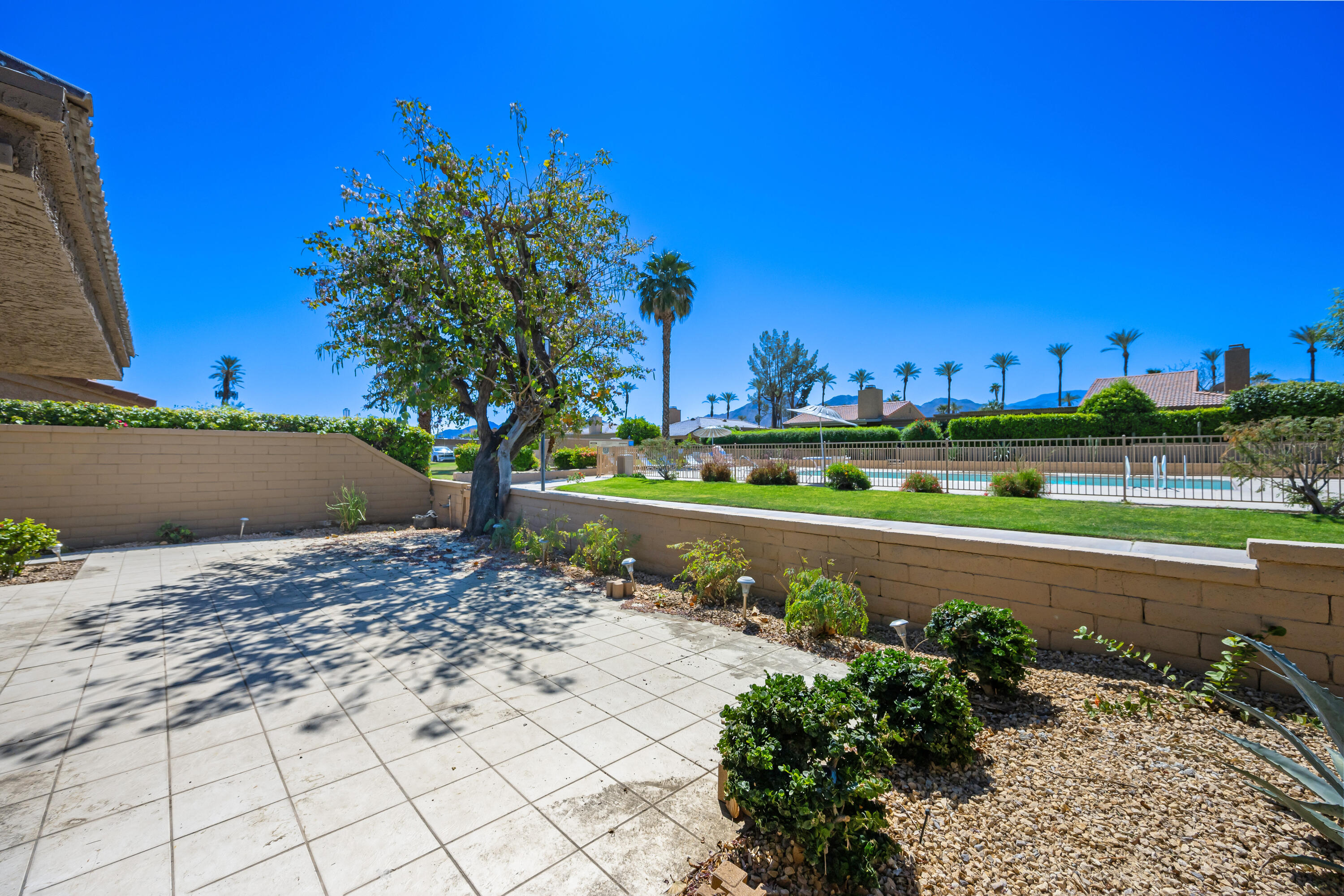 44602 Monaco Circle Palm Desert, CA 92260 - Photo 12 of 33 Hidden Palms