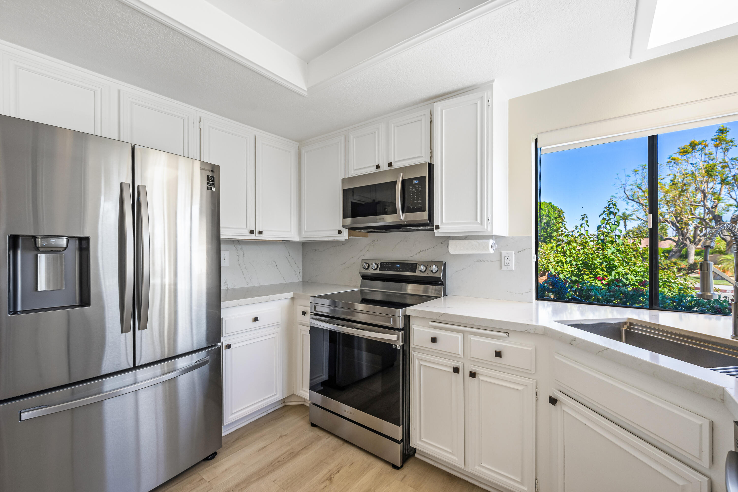 44602 Monaco Circle Palm Desert, CA 92260 - Photo 17 of 33 Hidden Palms