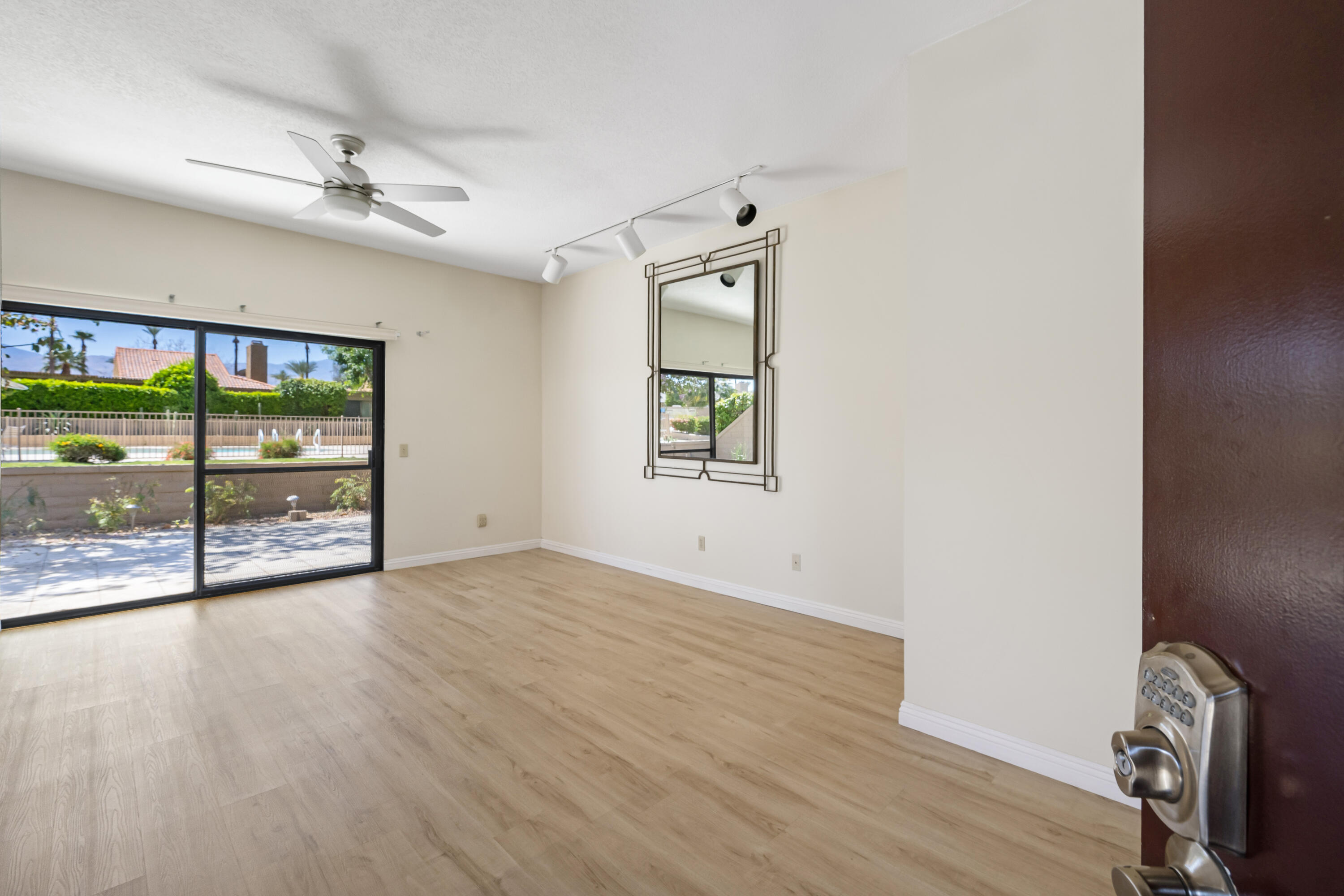 44602 Monaco Circle Palm Desert, CA 92260 - Photo 8 of 33 Hidden Palms