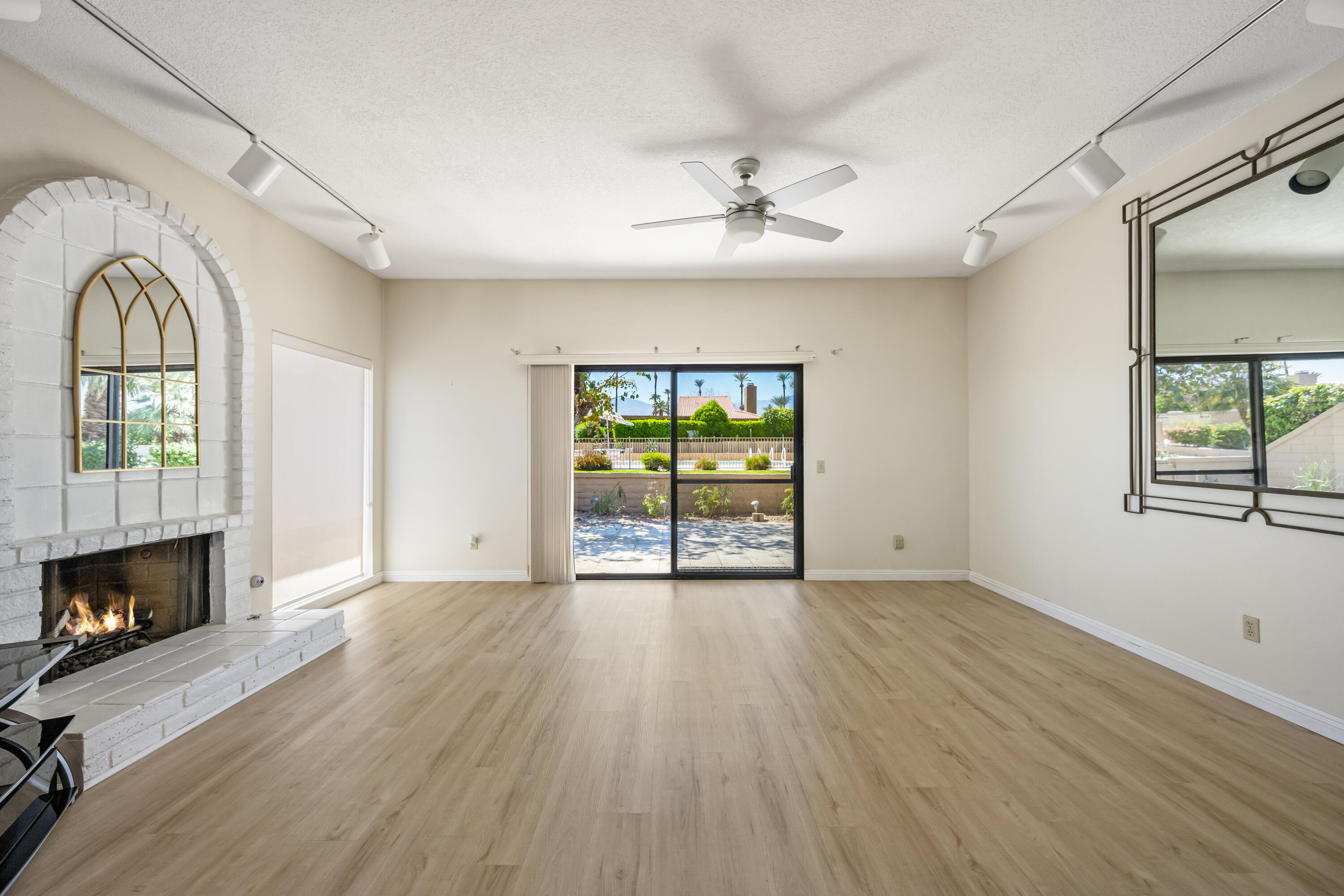 44602 Monaco Circle Palm Desert, CA 92260 - Photo 9 of 33 Hidden Palms