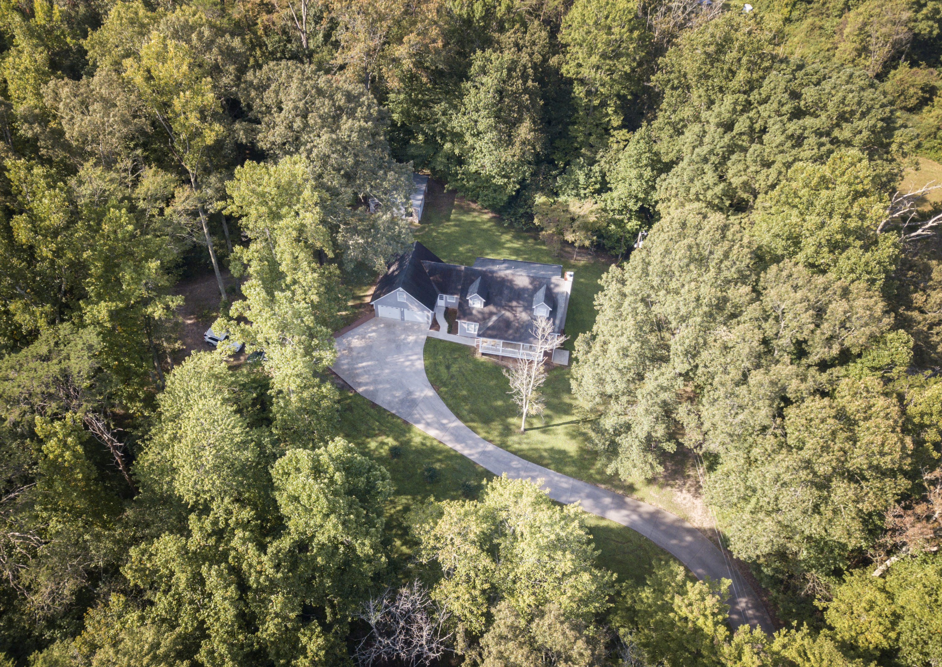 228 Heiskell Road Heiskell, TN 37754 - Photo 2 of 29 DJI_0346