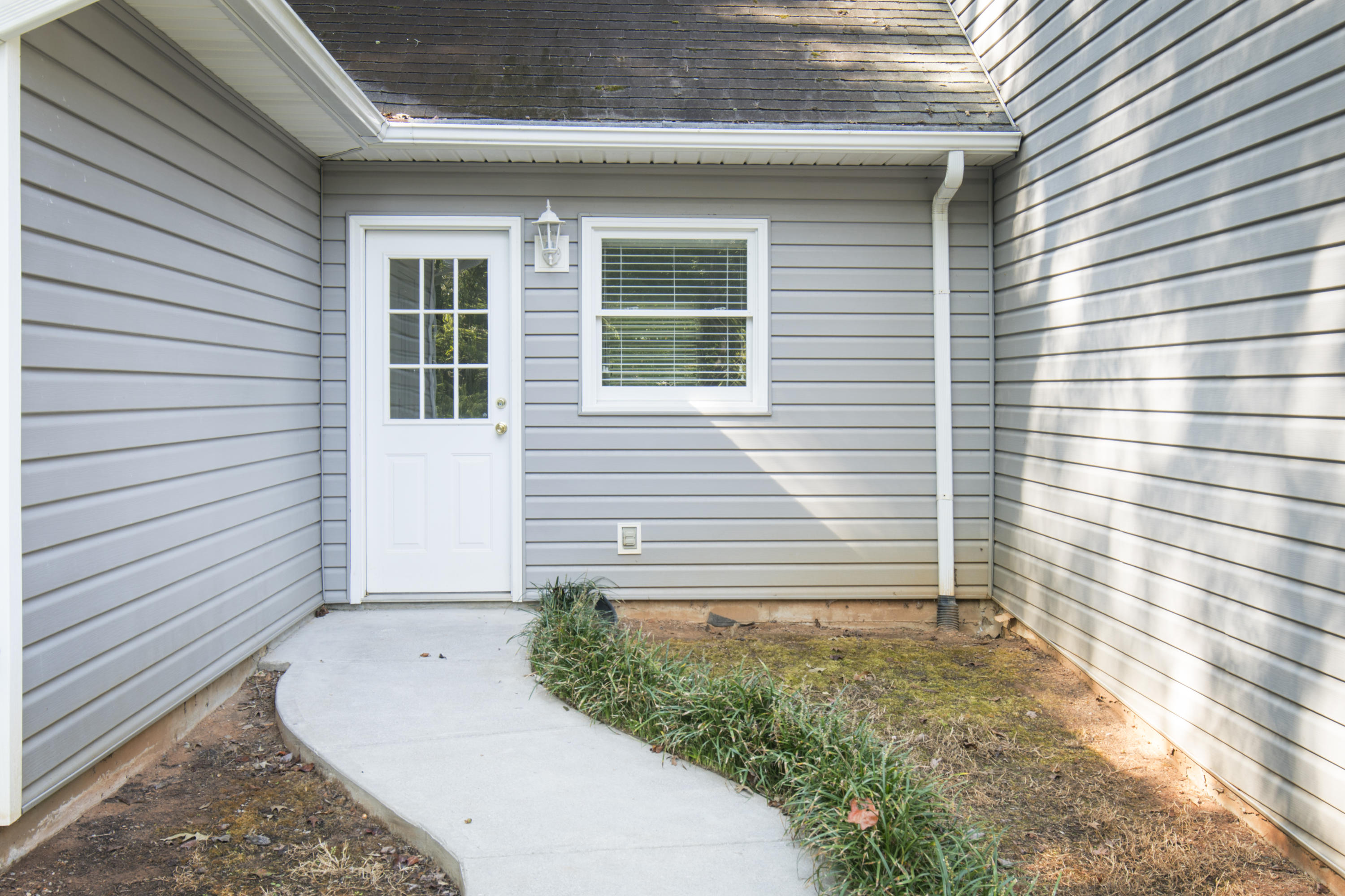 228 Heiskell Road Heiskell, TN 37754 - Photo 12 of 29 DSC06909